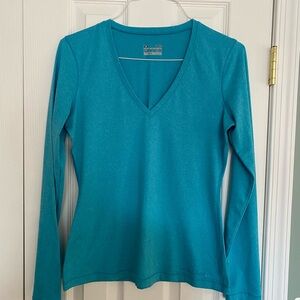 Under Armour Heat Gear Women’s Blue Fitted Shirt, Large, NWOT